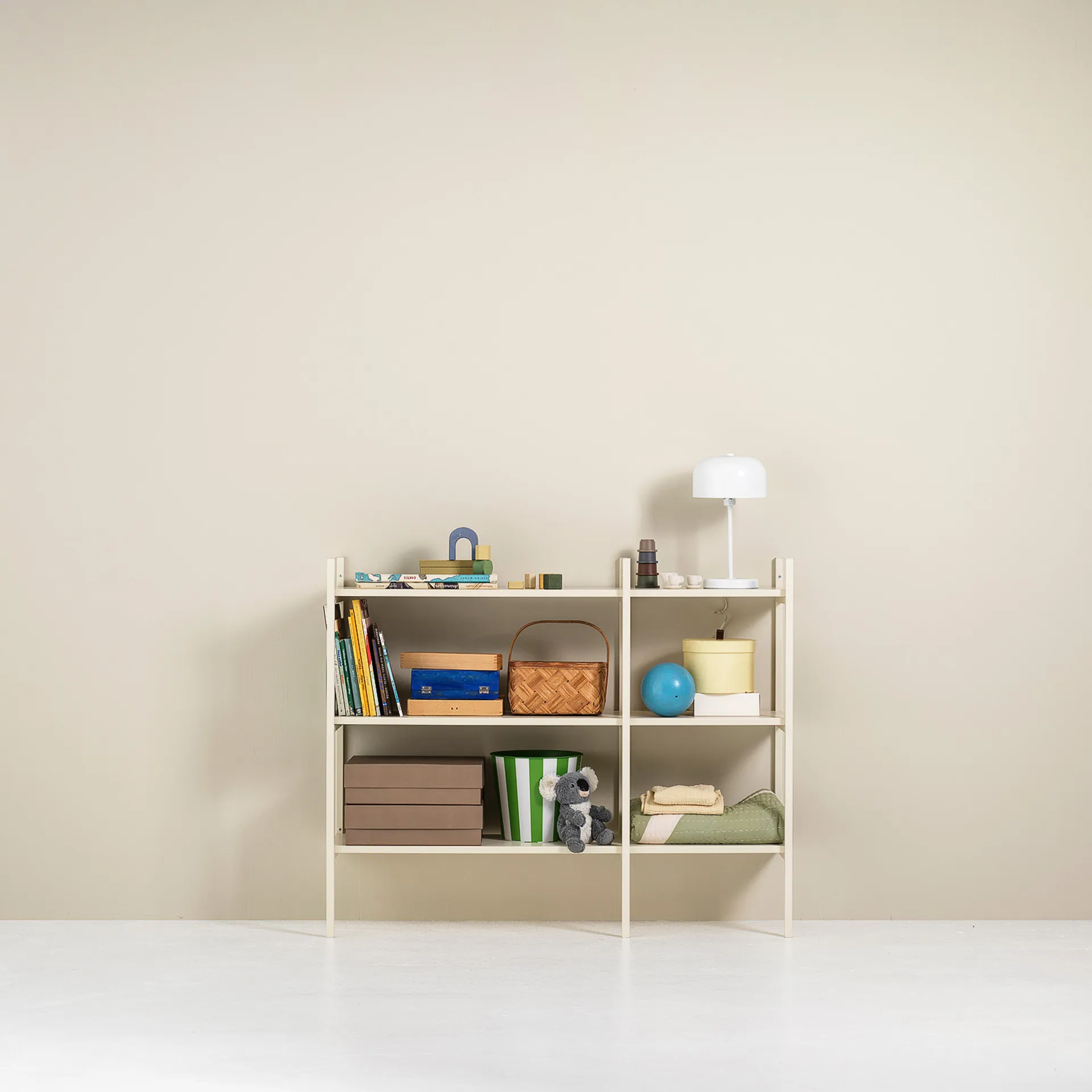 Portal bokhylla small, Off white, 123 cm TÔNN furniture