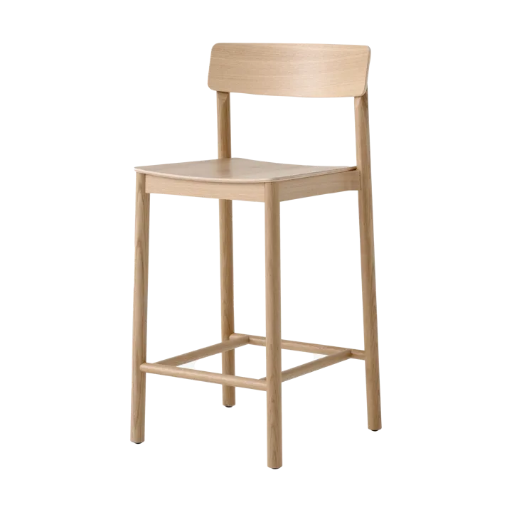 Betty TK13 Counter Chair barstol 65 cm - Lackad ek - &Tradition