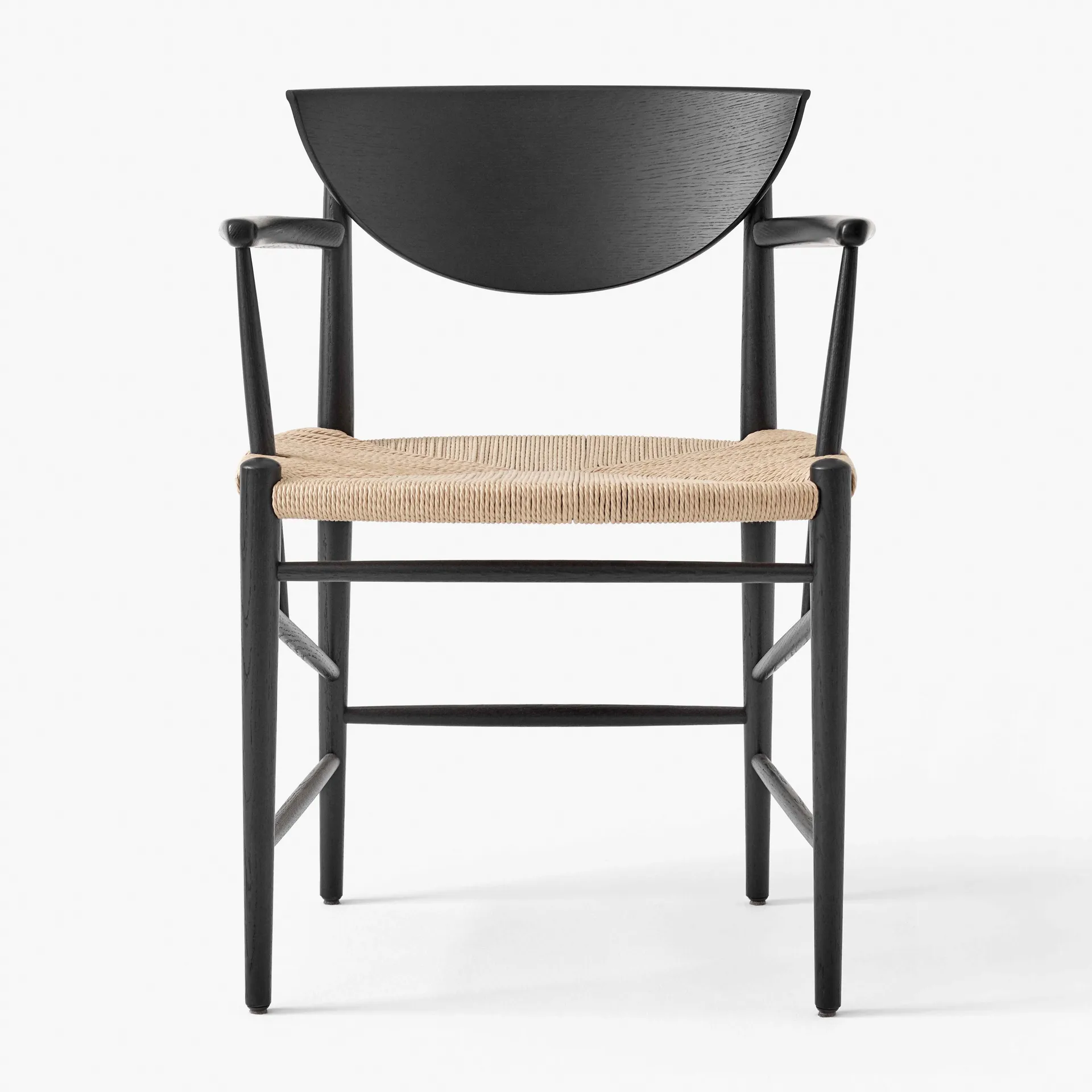 Drawn stol HM4 med armstöd, Svart ek &Tradition