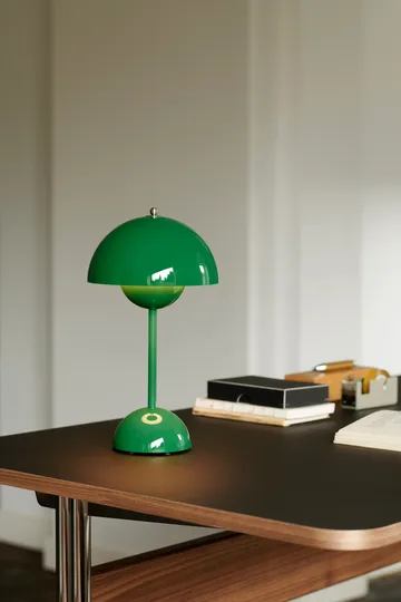 Flowerpot portabel bordslampa VP9 - Signal green - &Tradition