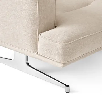 Inland AV21 fåtölj - Clay 0011-polished aluminium - &Tradition