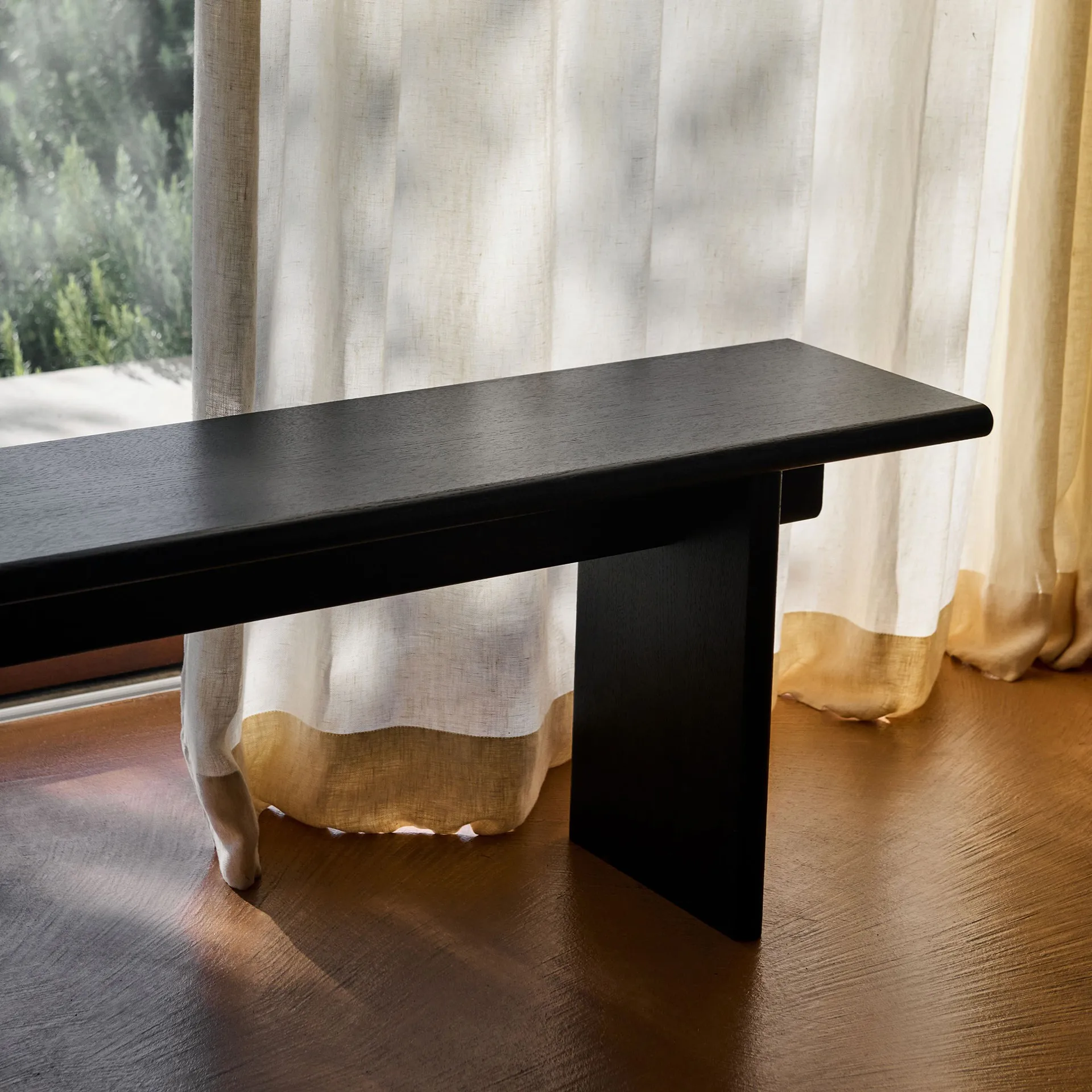 Ita OS6 bänk 230 cm, Dark stained oak &Tradition