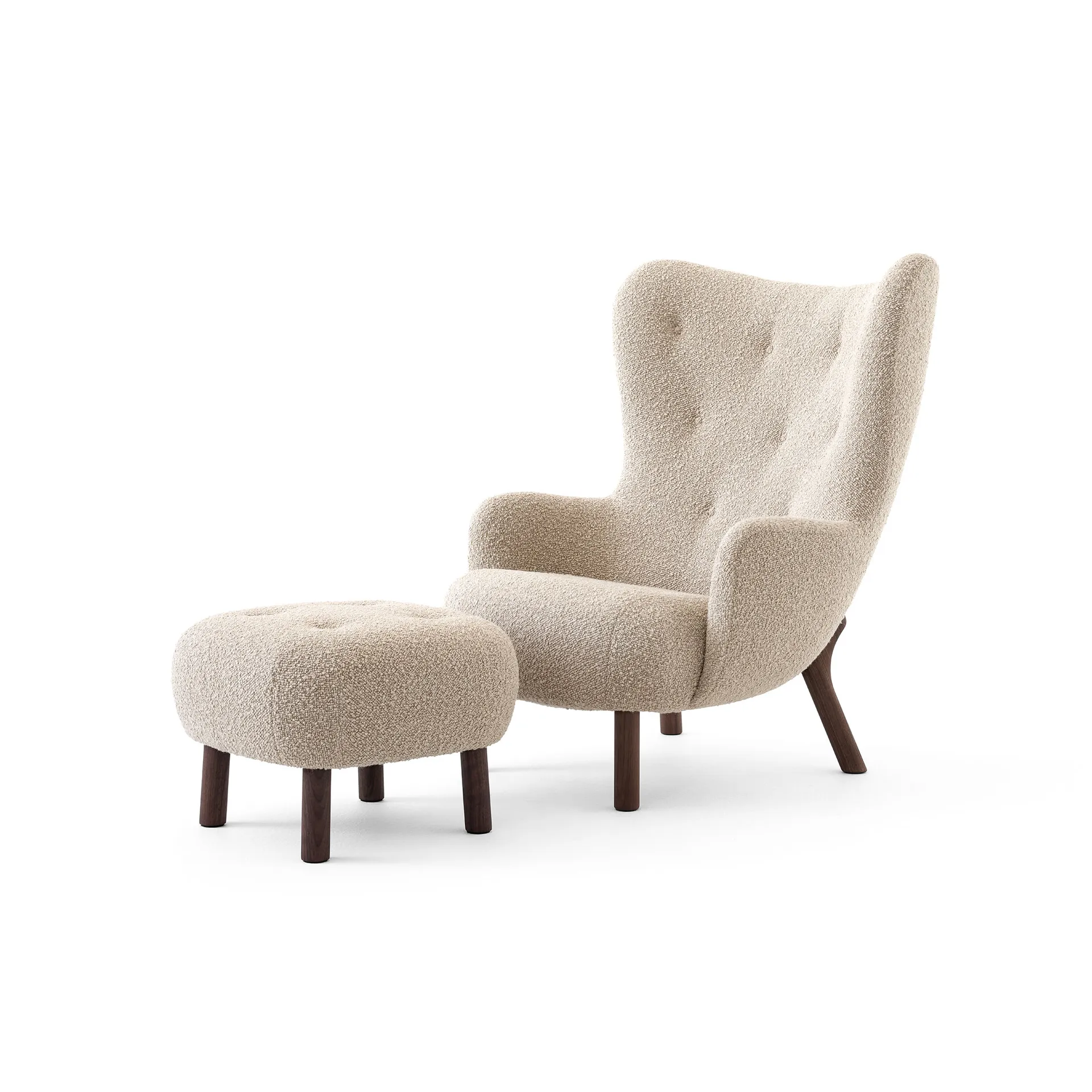 Petra VB3 High fåtölj inkl. pouf ATD1, Oljad valnöt-Karakorum 003 &Tradition