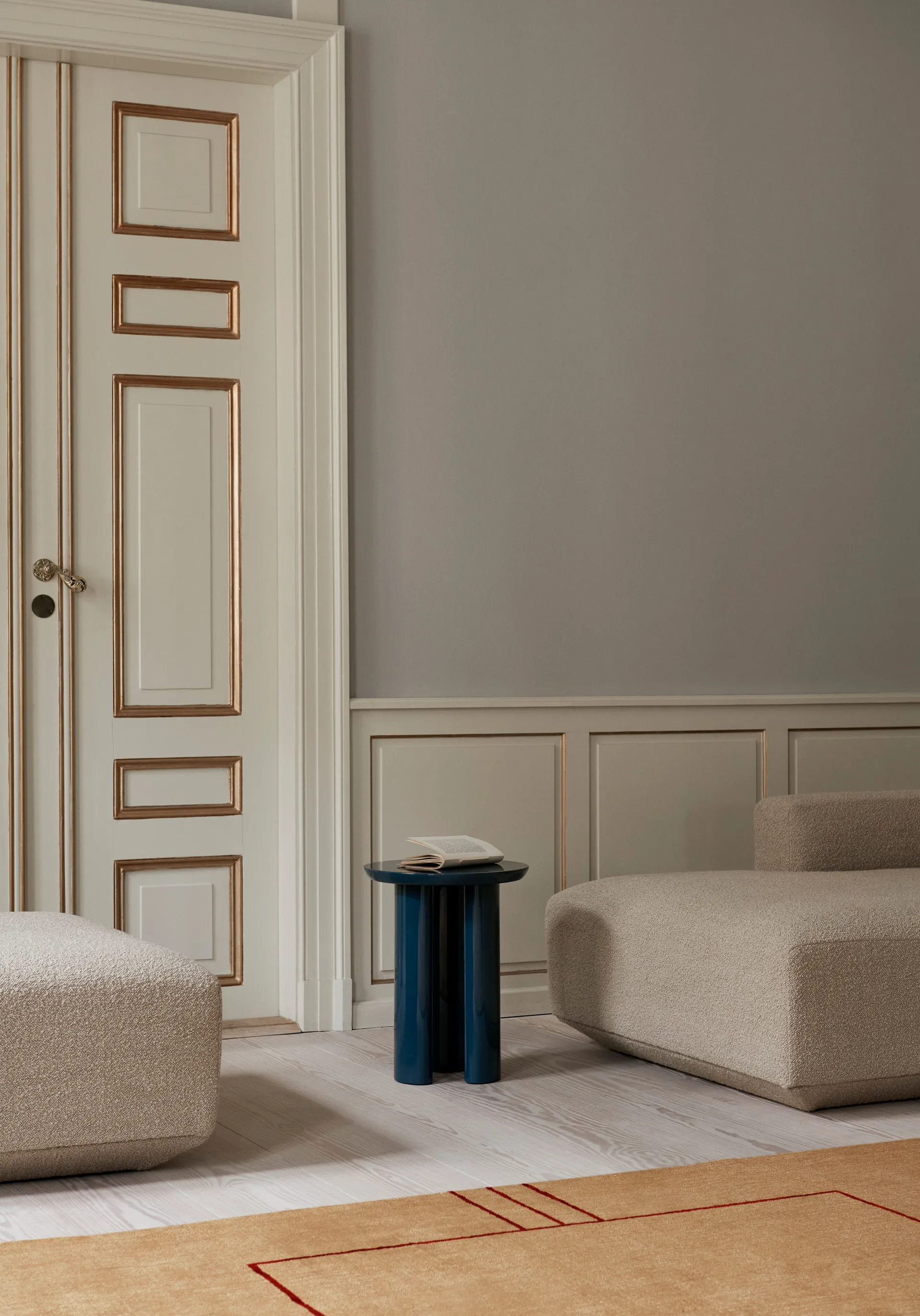 Tung JA3 sidobord, Steel blue &Tradition