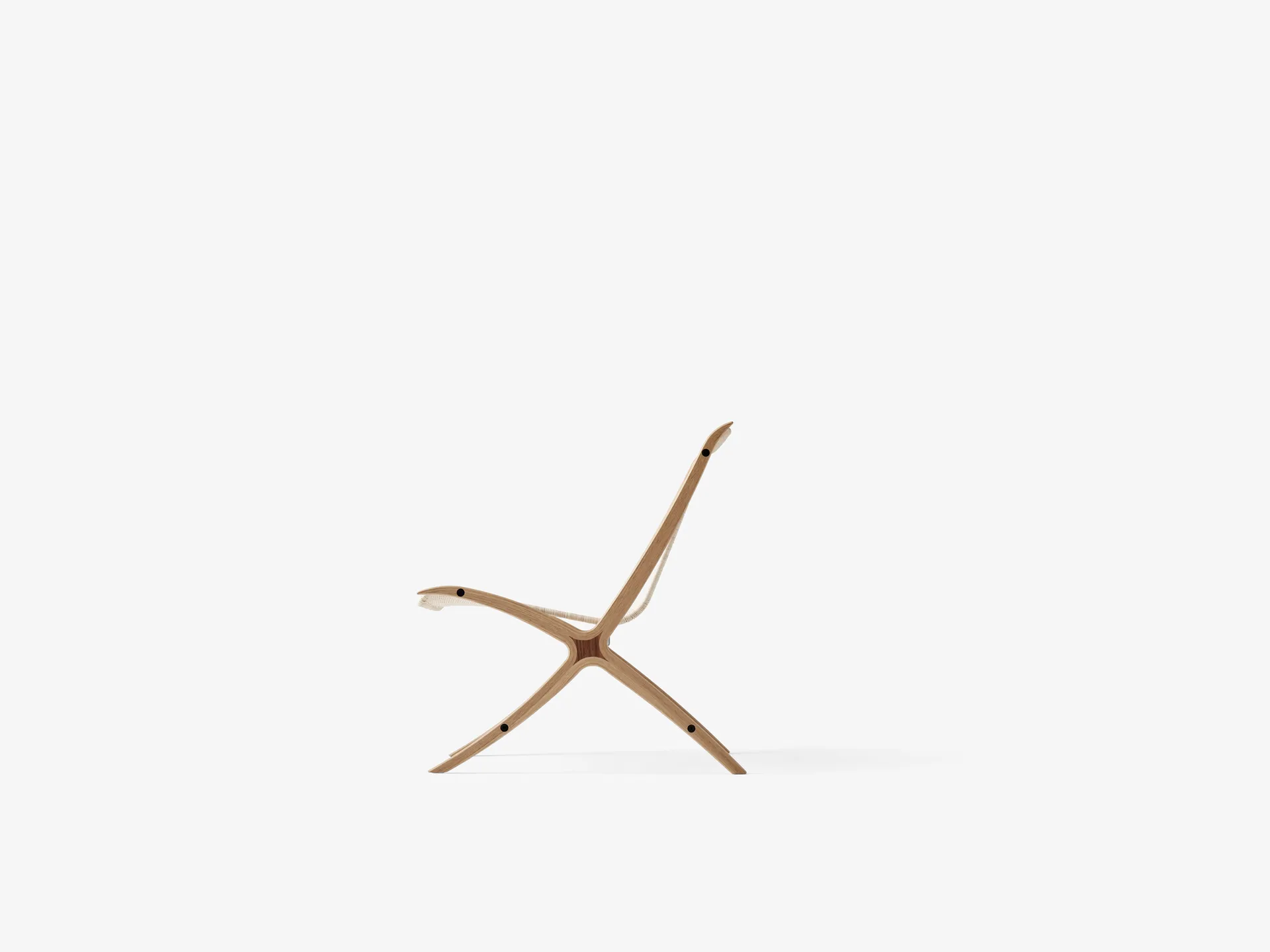 X loungefåtölj HM10, Walnut &Tradition