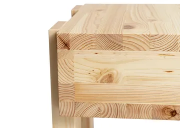 003 Stilts Side Table sidobord - Matt oljevaxad furu 40x36x45 cm - Vaarnii