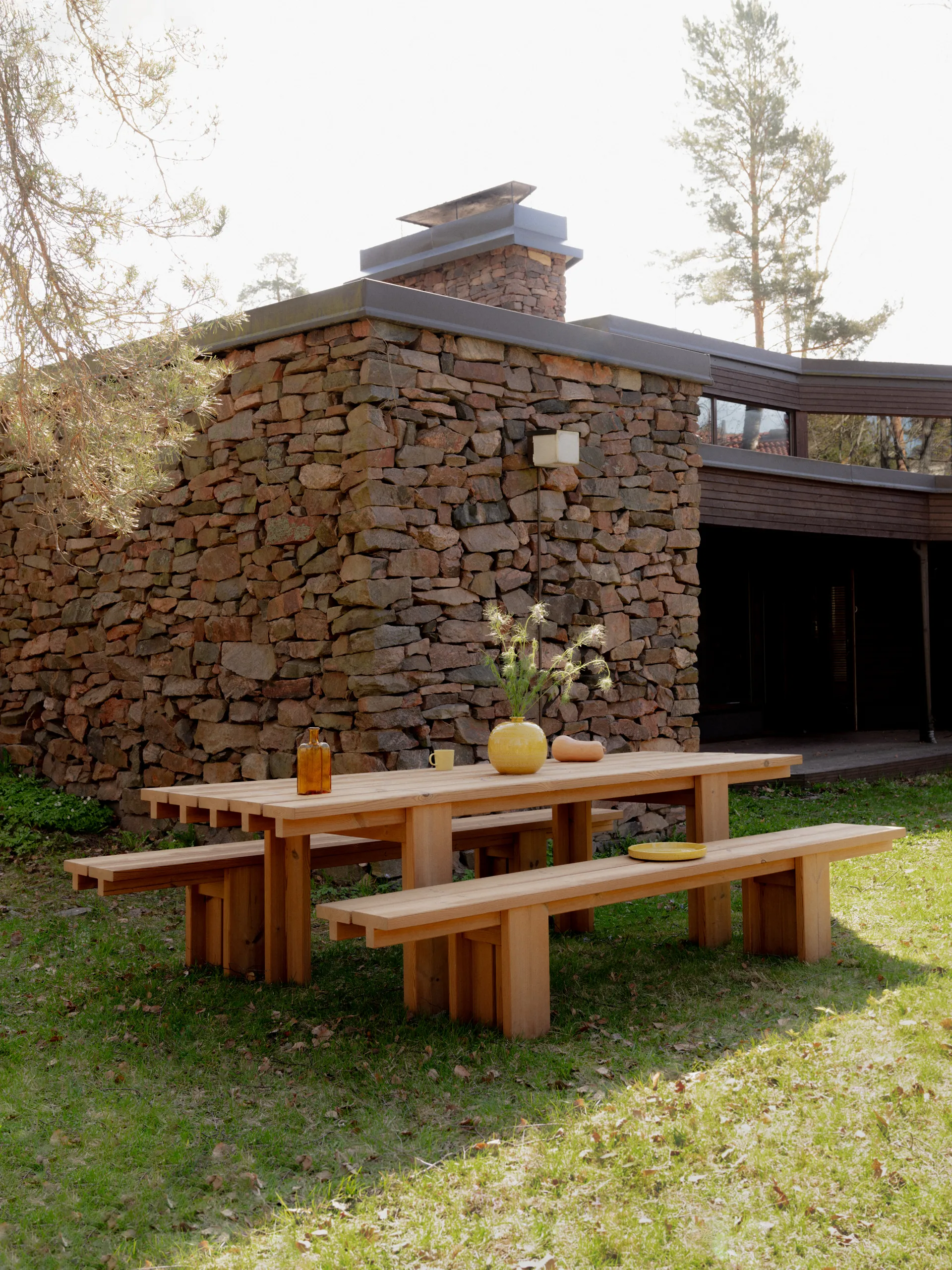 013 Osa Outdoor Table bord, Värmebehandlad furu, 182x75x78 cm Vaarnii