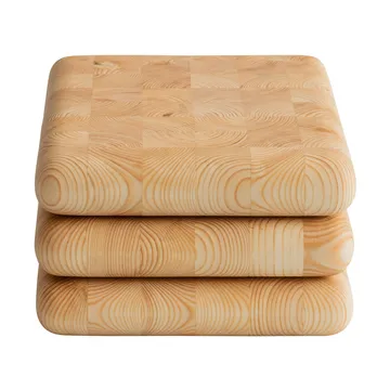 019 Syy Chopping Board skärbräda - Oljevaxad furu, medium 26x35x5 cm - Vaarnii