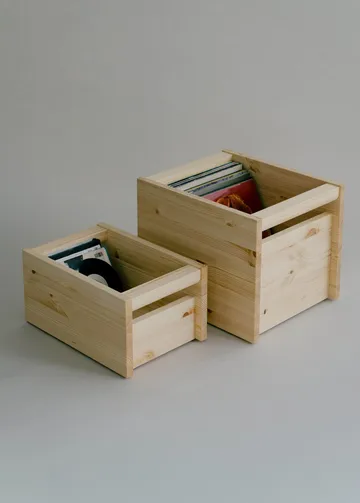 020 Koppa Crate förvaringslåda - Oljevaxad furu, small 29x43x22 cm - Vaarnii