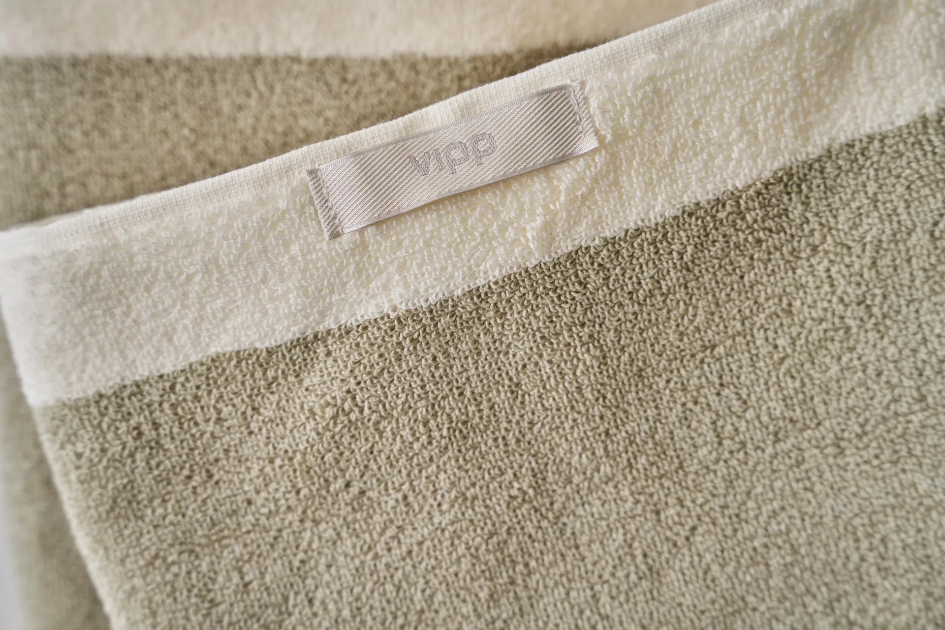 Vipp102 gästhandduk, Khaki, 40x60 cm Vipp