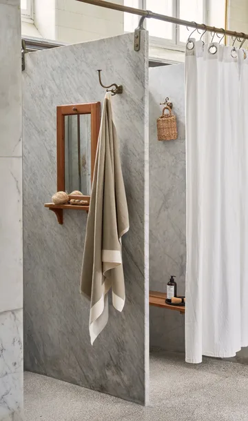 Vipp104 badhandduk - Taupe, 76x135 cm - Vipp