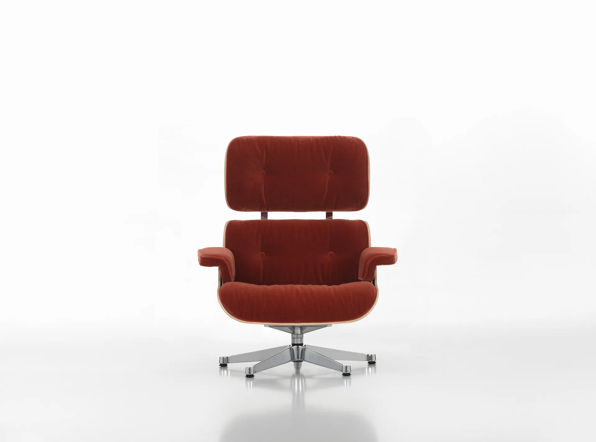 Eames Lounge Chair & Ottoman new dimensions, 07 Brandy-28 cherry natural-pol. steel Vitra