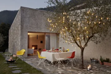 Eames Plastic Armchair RE DAR stol - 34 mustard-white - Vitra