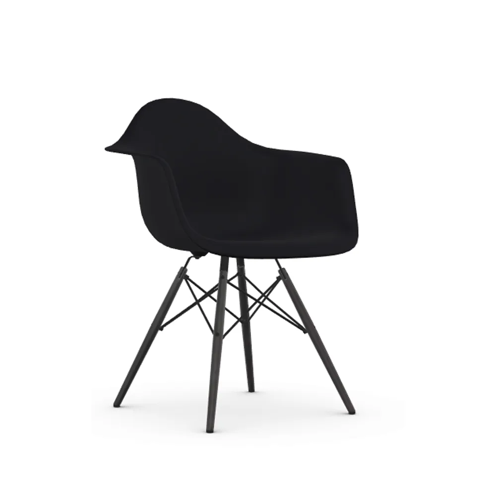 Eames Plastic Armchair RE DAW stol, 12 deep black-black maple Vitra