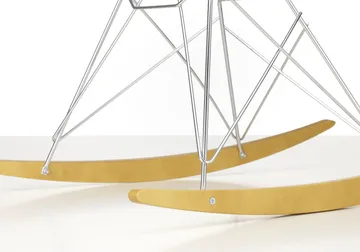 Eames Plastic Armchair RE RAR gungstol - 12 deep black-chrome-golden maple - Vitra