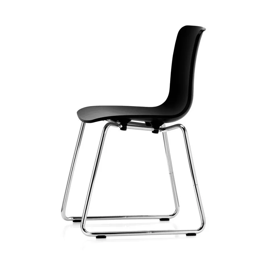 HAL RE sledge kontorsstol, Deep black-chrome Vitra