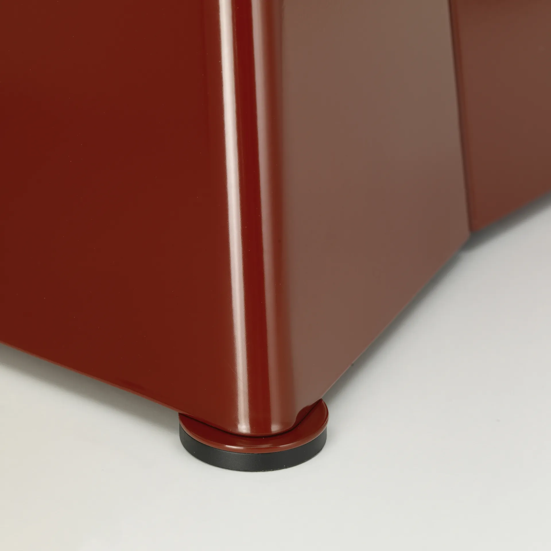 Tabouret Métallique pall, Japanese red (röd) Vitra