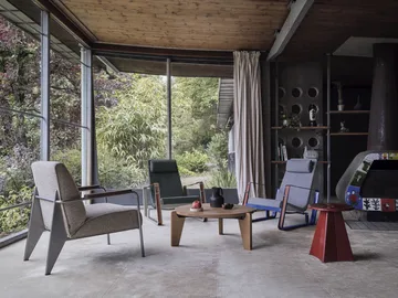 Tabouret Métallique pall - Japanese red (röd) - Vitra