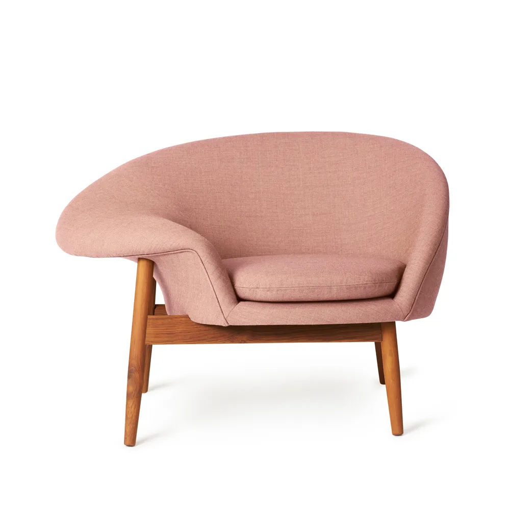 Fried Egg fåtölj, tyg canvas 614 pale rose, oljade teakben Warm Nordic
