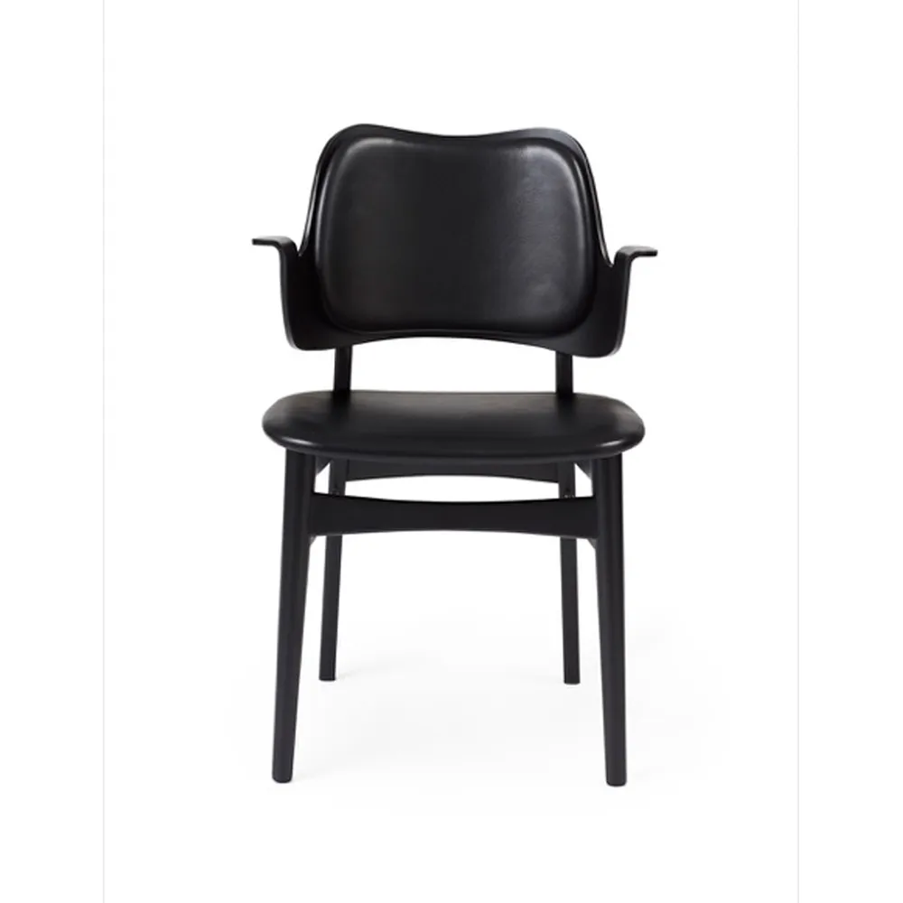 Gesture stol, klädd sits & rygg, läder prescott 207 black, svartlackat bokstativ, klädd sits, klädd rygg Warm Nordic