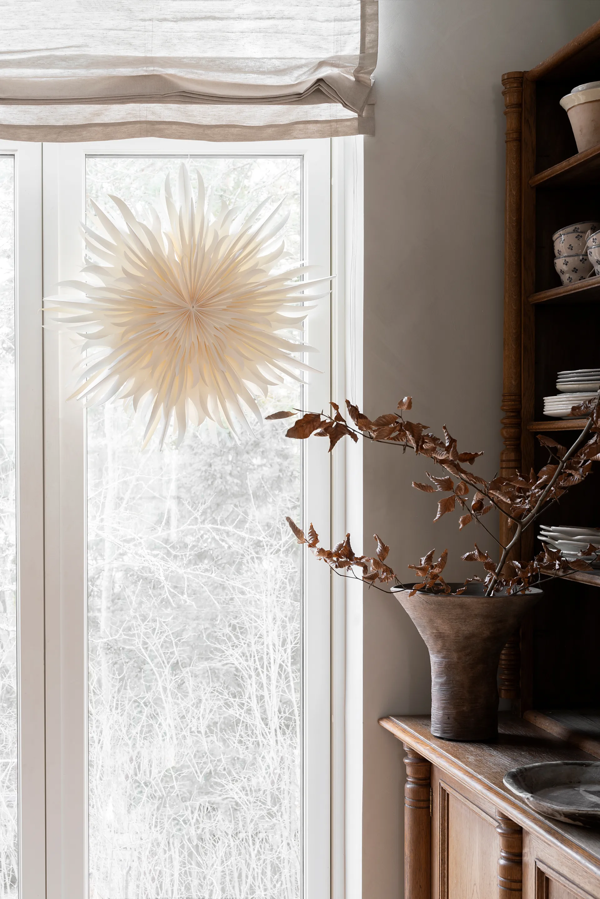 Eldig julstjärna Ø70 cm, Vit Watt & Veke