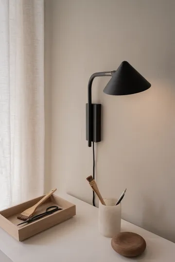 Kuro vägglampa - Black, Ø14x32 cm, wall - Watt & Veke