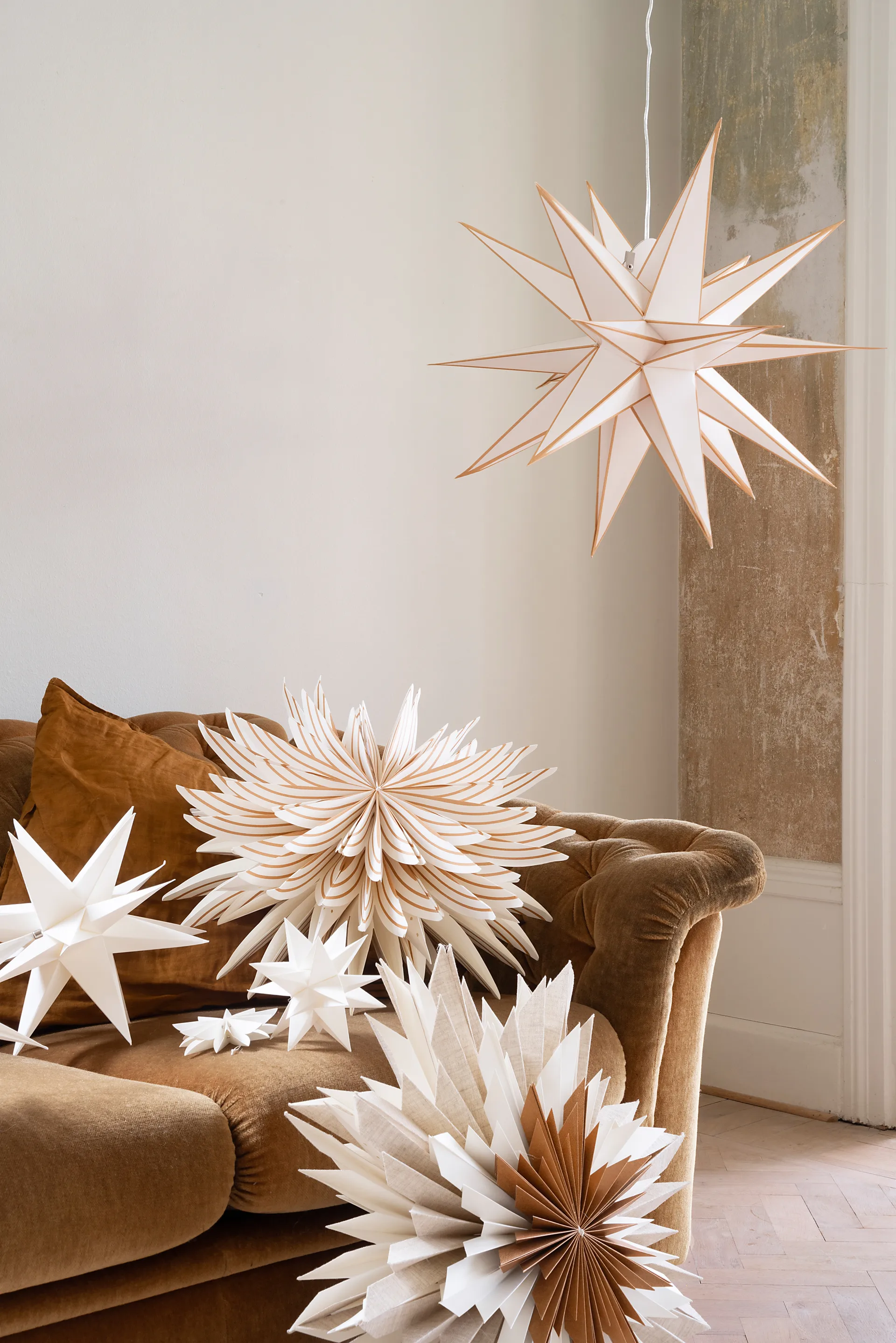 Lovisa adventsstjärna Ø50 cm, Vit-guld Watt & Veke