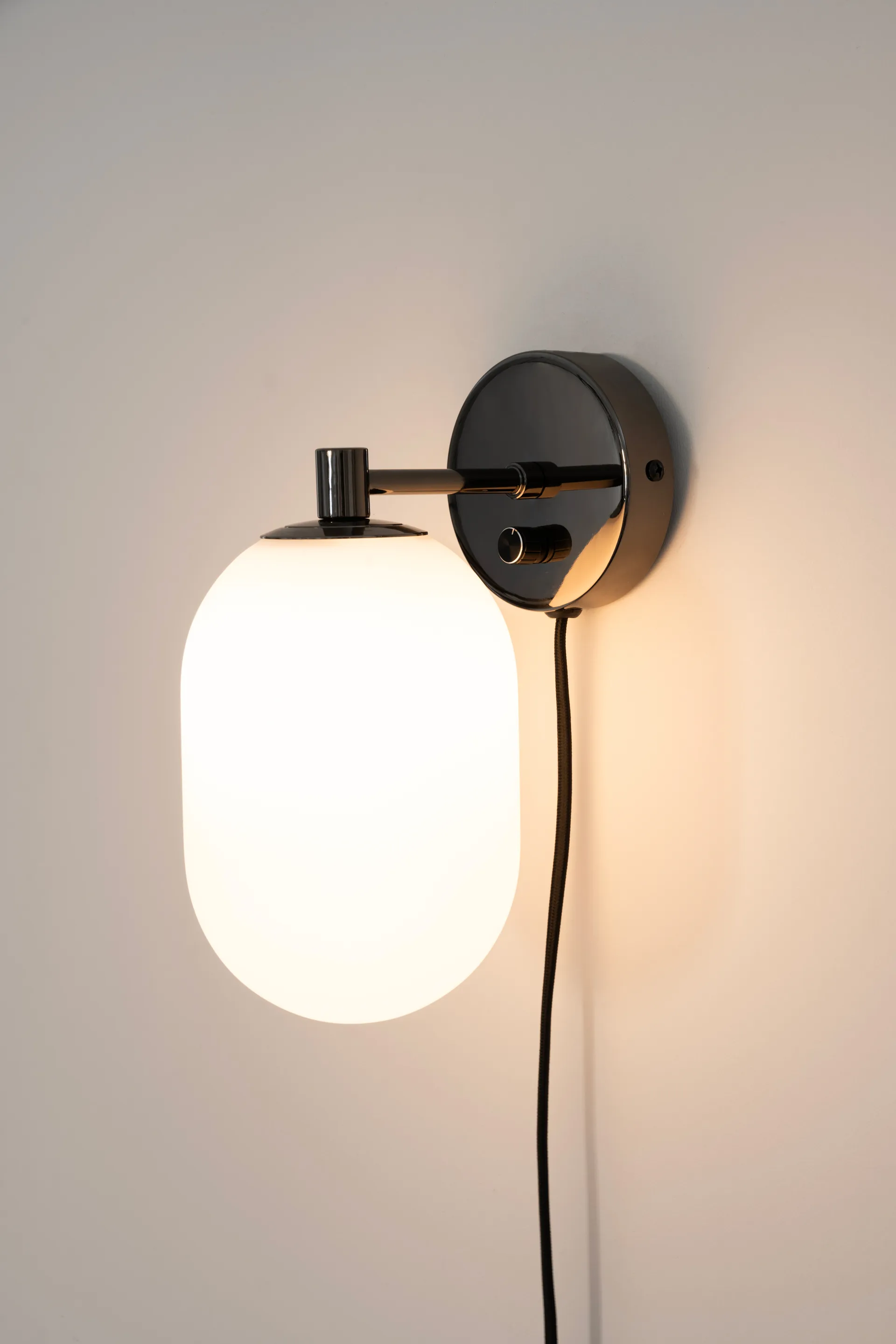 Noor vägglampa 18 cm, White Watt & Veke