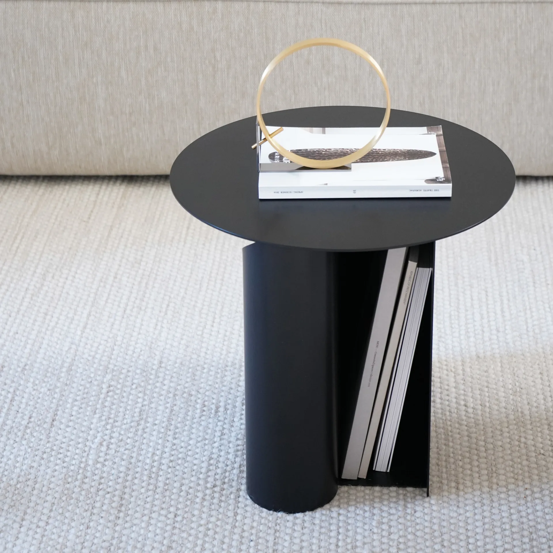 Sentrum sidobord, Svart Woud