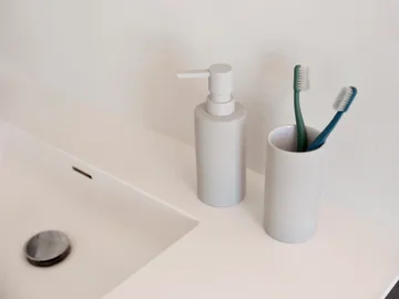 Solo tvålpump - Soft Grey - Zone Denmark